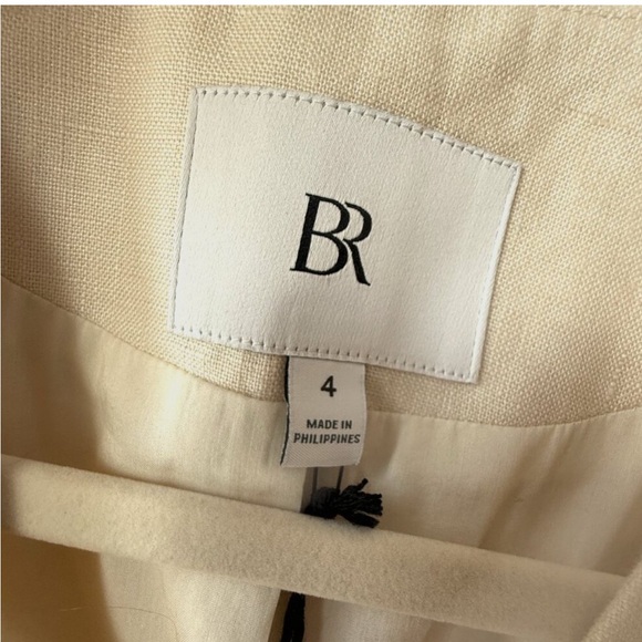 Banana Republic LINA Vest - Linen Creme - Picture 7 of 7